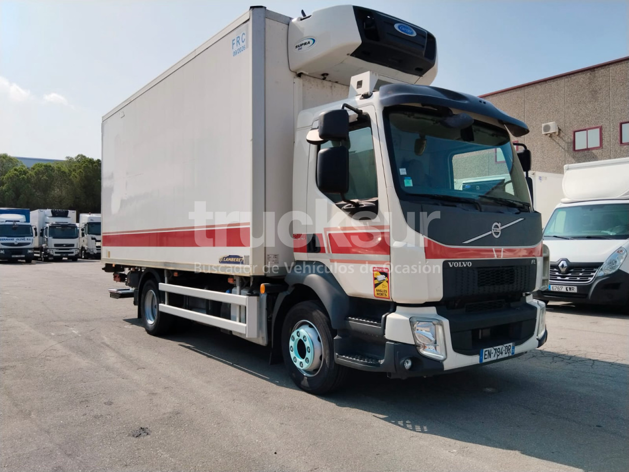 VOLVO FL250.12 - 냉동탑차 : 사진 2 VOLVO FL250.12 - 냉동탑차 : 사진 2