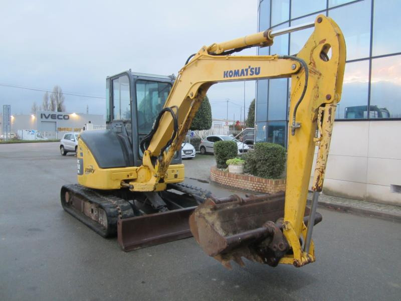 Komatsu PC50MR-2 - 미니 굴삭기 : 사진 1 Komatsu PC50MR-2 - 미니 굴삭기 : 사진 1