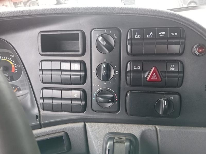 MAN 19.403 - 트랙터 유닛 : 사진 4 MAN 19.403 - 트랙터 유닛 : 사진 4