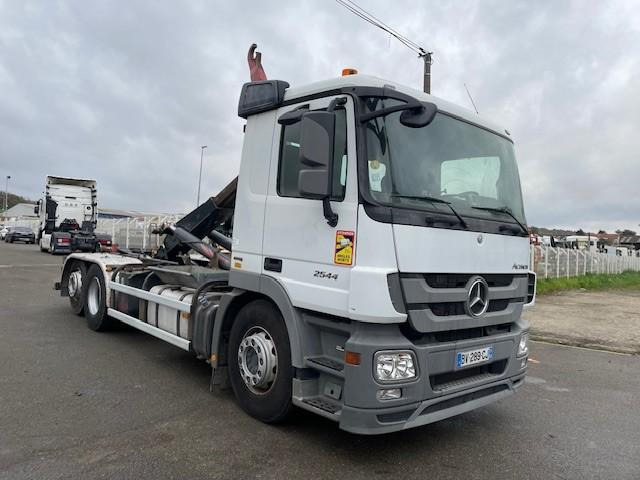 Mercedes Actros 2544 - 후크 리프트 트럭 : 사진 2 Mercedes Actros 2544 - 후크 리프트 트럭 : 사진 2