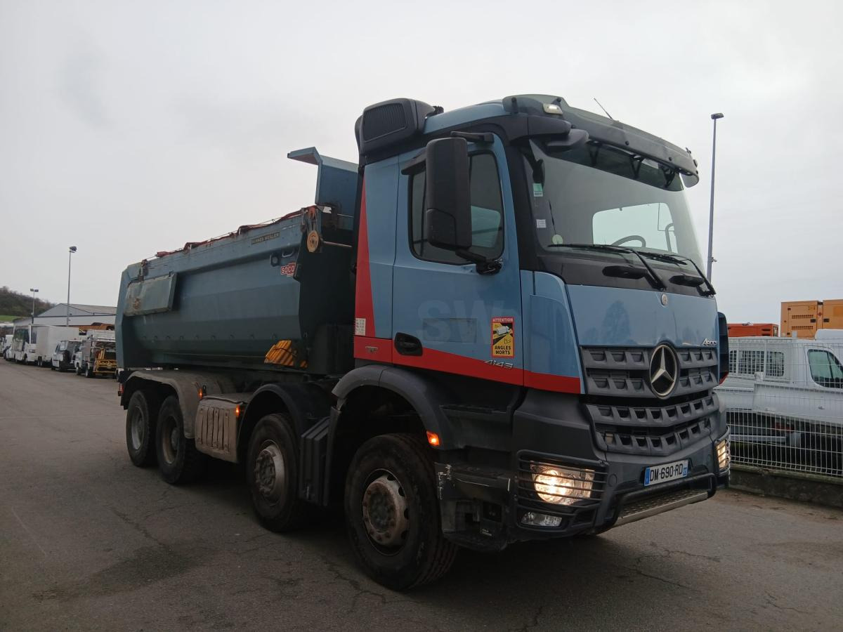 Mercedes Arocs 4143 - 덤프트럭 : 사진 3 Mercedes Arocs 4143 - 덤프트럭 : 사진 3