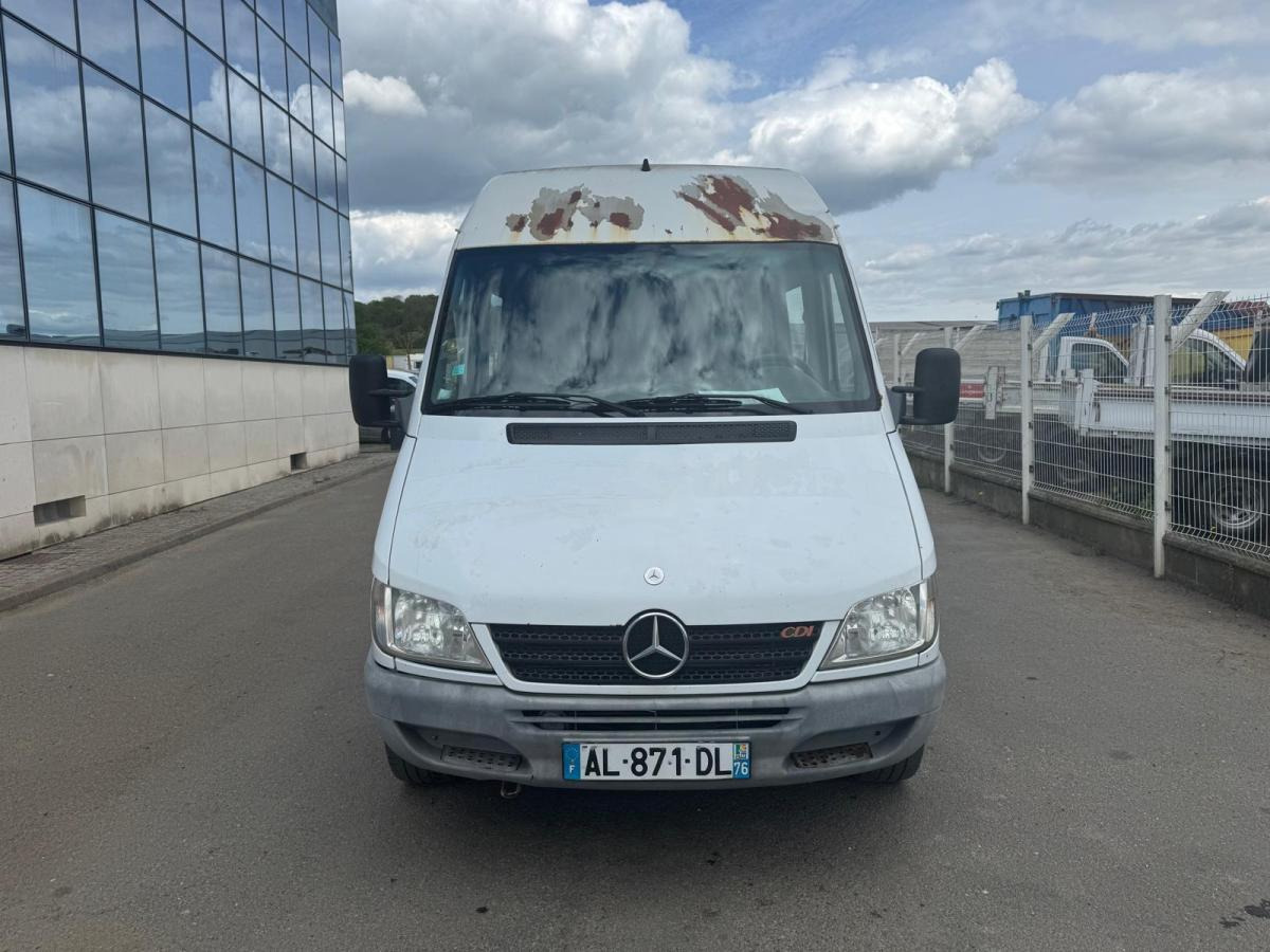 Mercedes Sprinter 308 CDI - 패널 밴 : 사진 2 Mercedes Sprinter 308 CDI - 패널 밴 : 사진 2