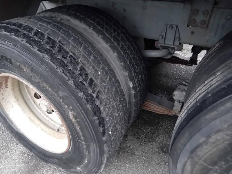 Scania 93 250 - 유조트럭 : 사진 5 Scania 93 250 - 유조트럭 : 사진 5
