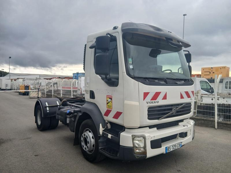 Volvo FL 260 - 캡 새시 트럭 : 사진 1 Volvo FL 260 - 캡 새시 트럭 : 사진 1