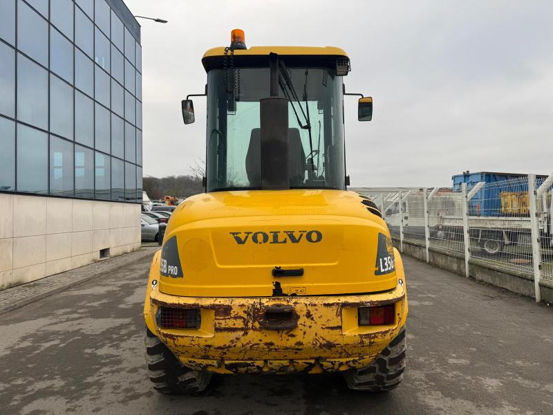 휠 로더 Volvo L 35 BZ : 사진 14