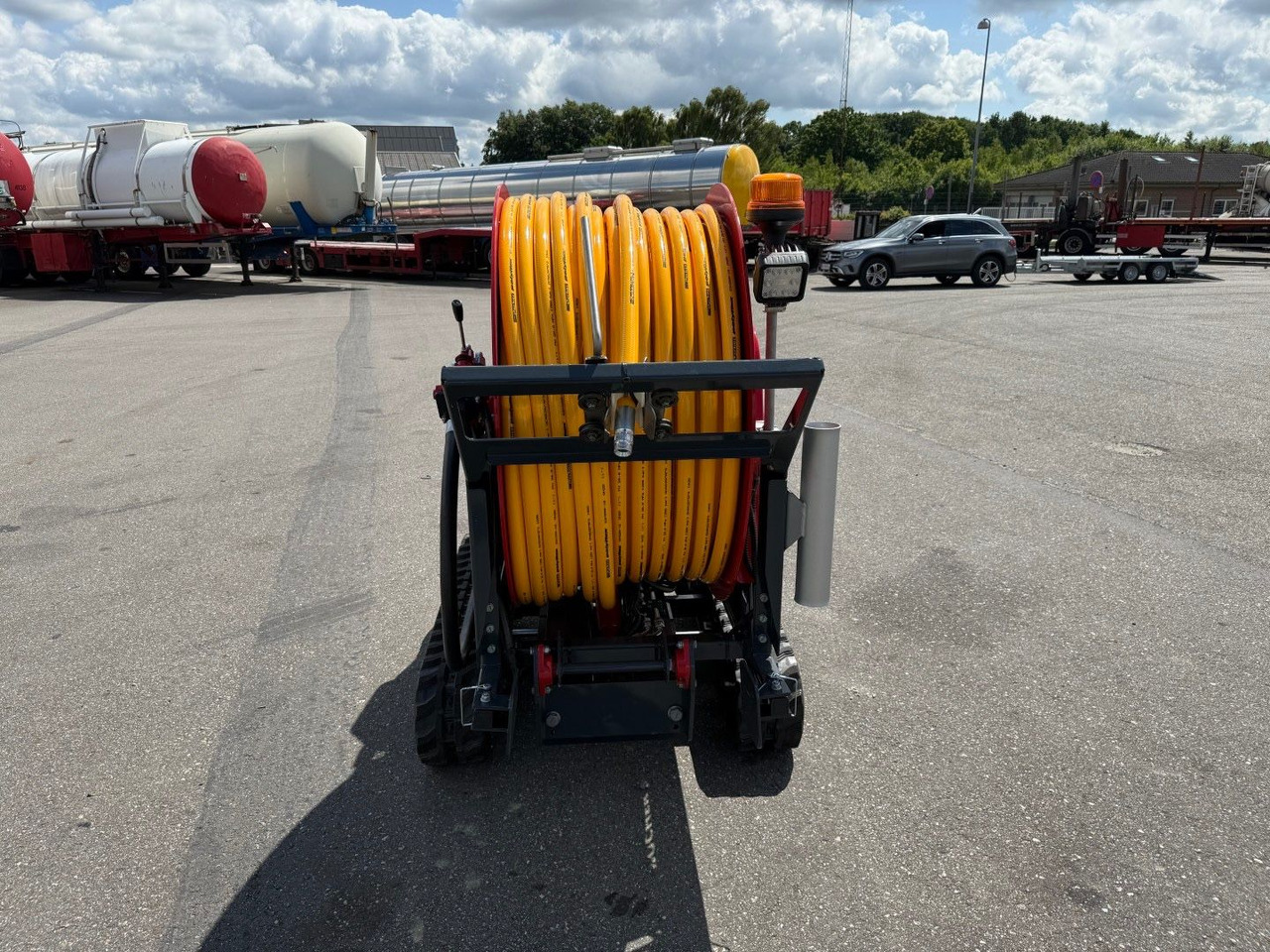 Bucher Remote Reel / Mobile Raupenhaspel - 진공 흡입 트럭 : 사진 4 Bucher Remote Reel / Mobile Raupenhaspel - 진공 흡입 트럭 : 사진 4
