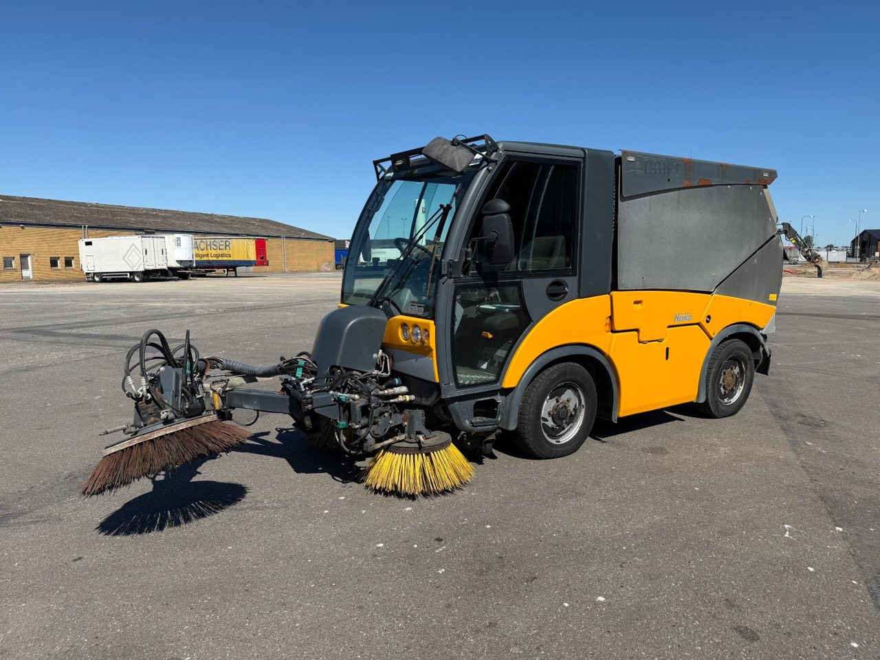 Hako Citymaster 2000 4x4 Euro 5 Kehrmaschine - 거리 청소 차량 : 사진 1 Hako Citymaster 2000 4x4 Euro 5 Kehrmaschine - 거리 청소 차량 : 사진 1