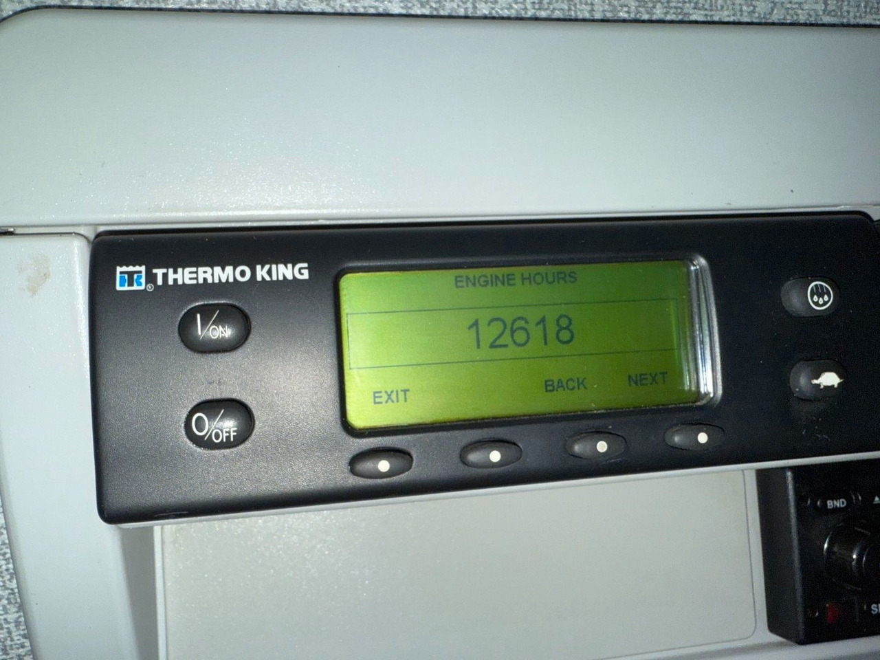 냉동탑차 Iveco 180E32 Schmitz / Thermo King T-1200R Spectrum Iveco 180E32 Schmitz / Thermo King T-1200R Spectrum : 사진 21