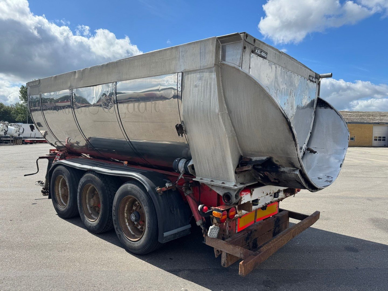 Kel-Berg 3 axle Asphalt tipper / Asphalt Kipper - 덤프 트레일러 : 사진 5 Kel-Berg 3 axle Asphalt tipper / Asphalt Kipper - 덤프 트레일러 : 사진 5