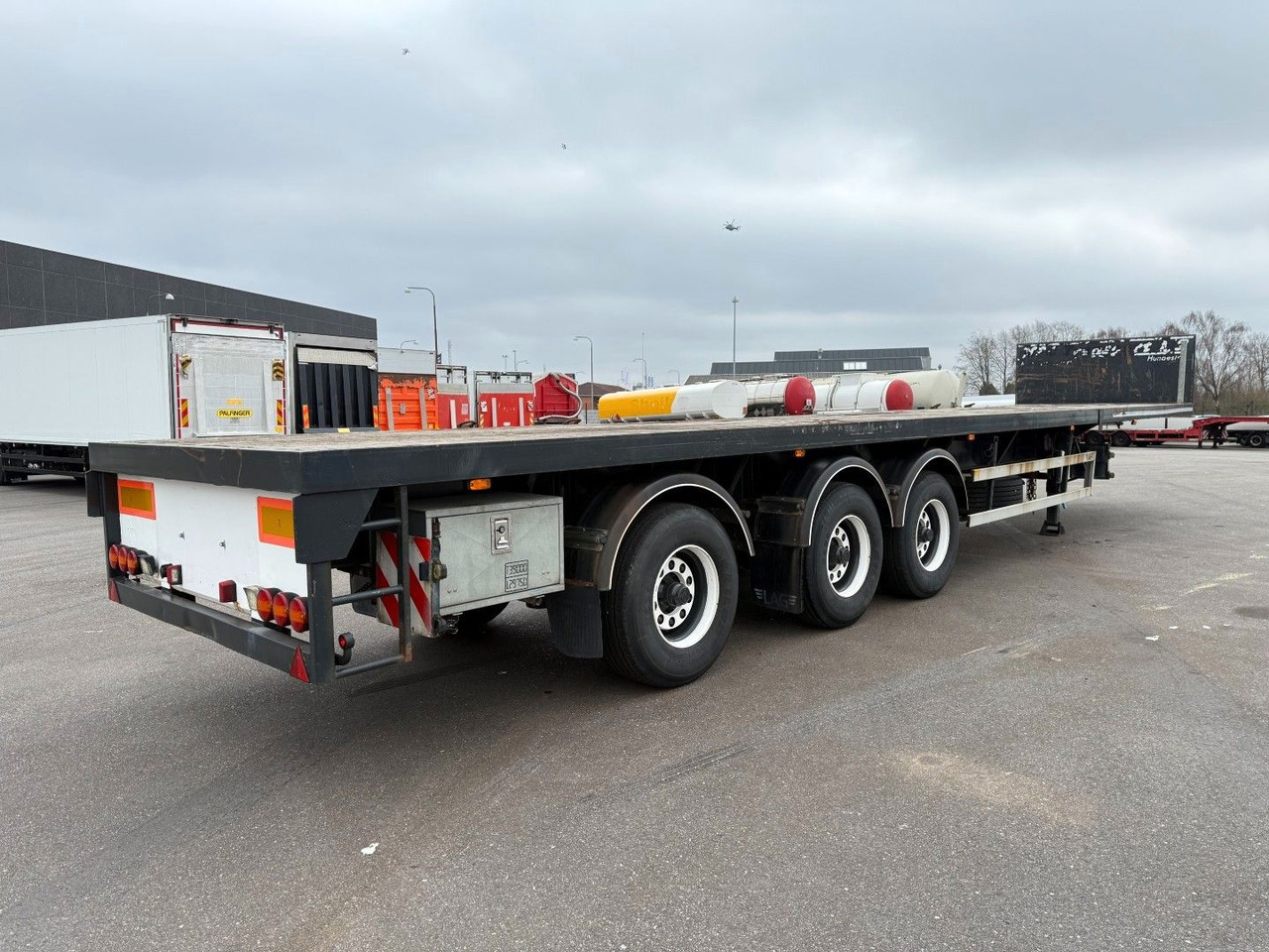 Lag 3 axle 7 m. Extendable / Last Axle Steering - 드롭사이드/ 플랫베드 세미 트레일러 : 사진 3 Lag 3 axle 7 m. Extendable / Last Axle Steering - 드롭사이드/ 플랫베드 세미 트레일러 : 사진 3