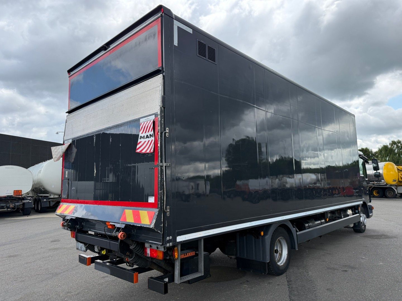 MAN TGL 12.250 Euro 6 Closed box / Koffer 7.20 m. - 박스 트럭 : 사진 3 MAN TGL 12.250 Euro 6 Closed box / Koffer 7.20 m. - 박스 트럭 : 사진 3