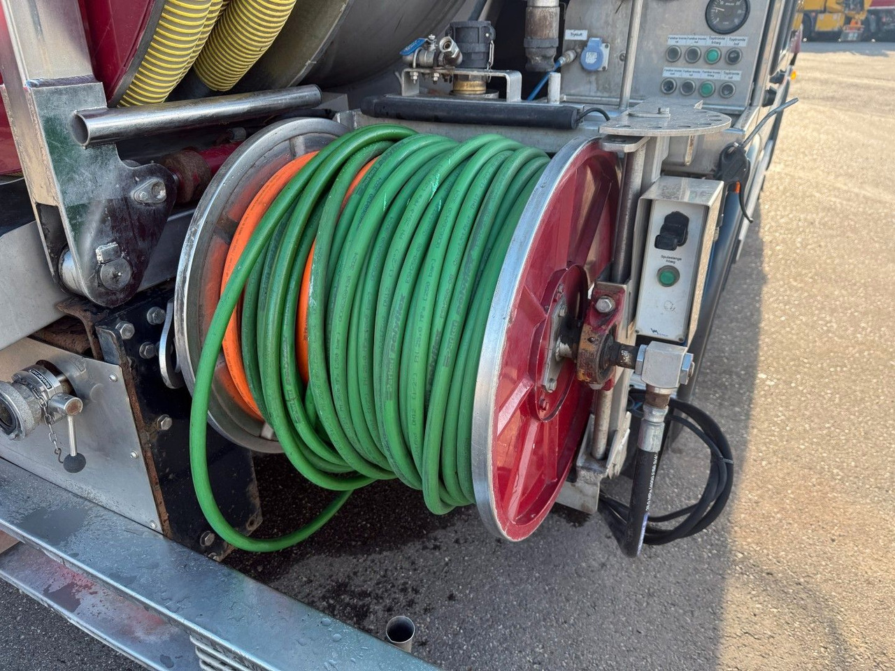 진공 흡입 트럭 MAN TGM 14.250 VM-Tarm Stainless Steel 5600 l. Kombi : 사진 9