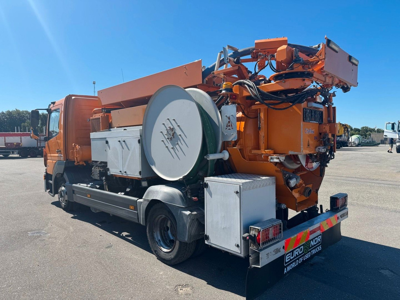 Mercedes-Benz Atego 1223 4x2 Euro 6 Cityflex 204 - 진공 흡입 트럭 : 사진 4 Mercedes-Benz Atego 1223 4x2 Euro 6 Cityflex 204 - 진공 흡입 트럭 : 사진 4