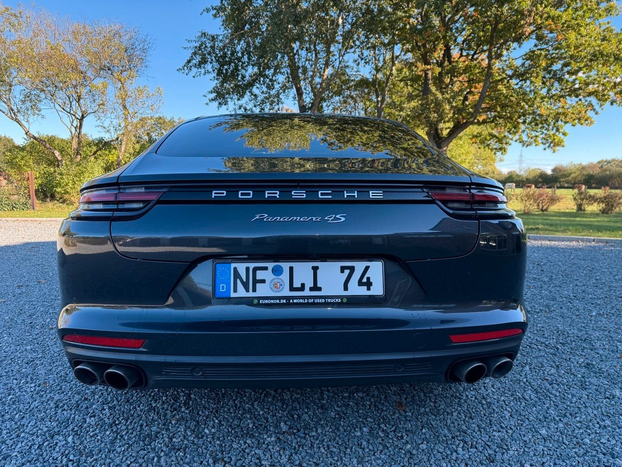 Porsche Panamera 4 S Diesel, LED, Panorama, Luftfahrwerk - 세단 : 사진 5 Porsche Panamera 4 S Diesel, LED, Panorama, Luftfahrwerk - 세단 : 사진 5