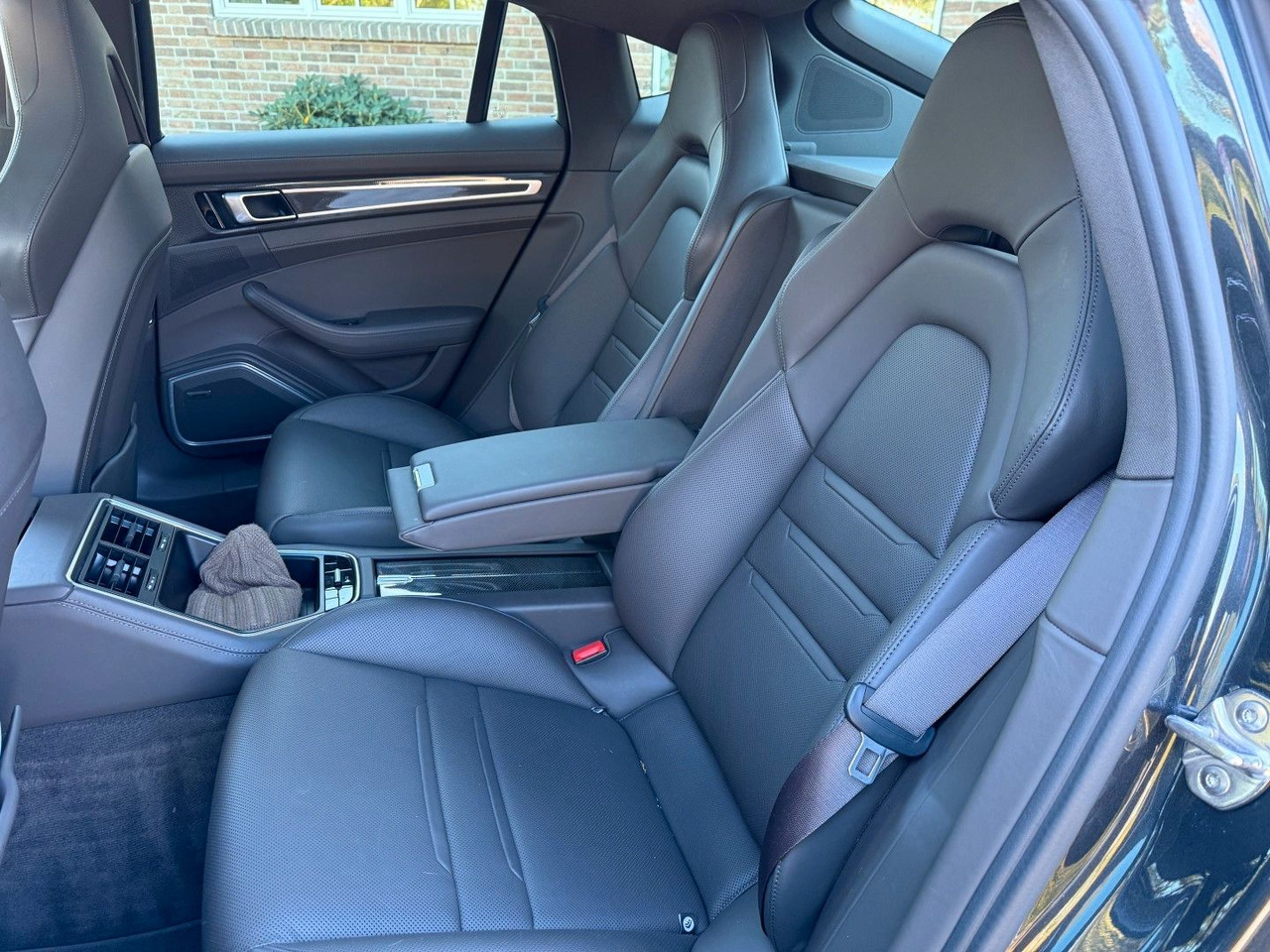 세단 Porsche Panamera 4 S Diesel, LED, Panorama, Luftfahrwerk : 사진 8 세단 Porsche Panamera 4 S Diesel, LED, Panorama, Luftfahrwerk : 사진 8