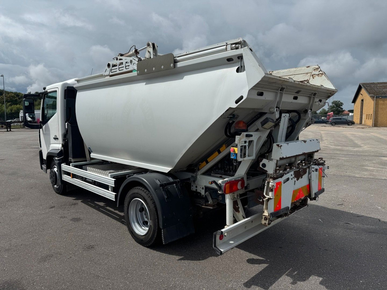 Renault D7.5 180 4x2 Semat/Techno Azimut 8 m3 Garbage - 쓰레기차 : 사진 4 Renault D7.5 180 4x2 Semat/Techno Azimut 8 m3 Garbage - 쓰레기차 : 사진 4