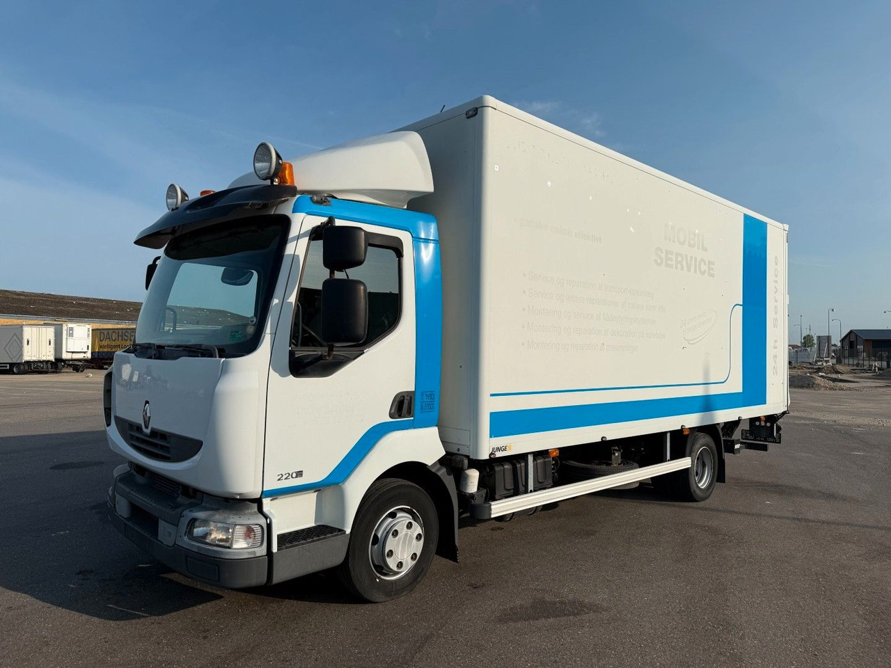 Renault Midlum 220 DXI 4x2 6.0 Box / Koffer - 박스 트럭 : 사진 1 Renault Midlum 220 DXI 4x2 6.0 Box / Koffer - 박스 트럭 : 사진 1