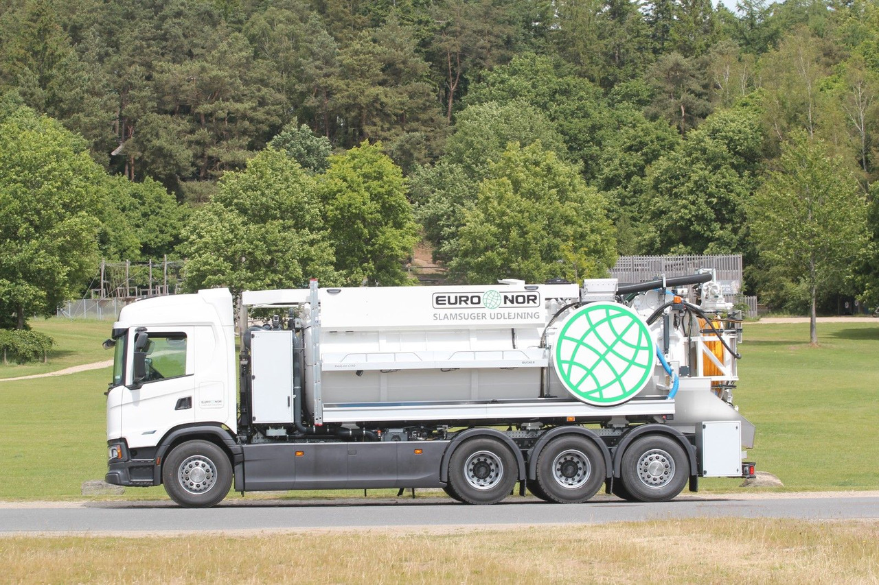 Scania G460 B8x4*4NBMN Bucher FlexLine CM140 - 진공 흡입 트럭 : 사진 4 Scania G460 B8x4*4NBMN Bucher FlexLine CM140 - 진공 흡입 트럭 : 사진 4