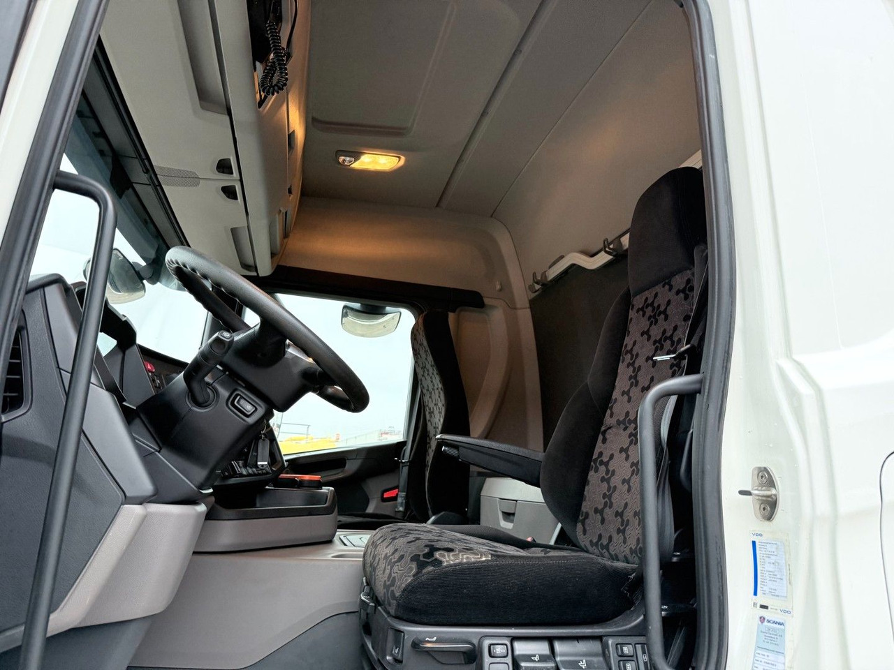 Scania G500 8x4*4 Bucher Recycler 414 - 진공 흡입 트럭 : 사진 5 Scania G500 8x4*4 Bucher Recycler 414 - 진공 흡입 트럭 : 사진 5