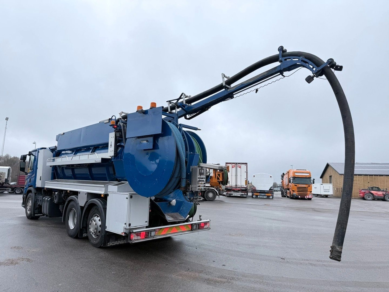 Scania P360 6x2*4 Hvidtved Larsen Flexline 310 - 진공 흡입 트럭 : 사진 5 Scania P360 6x2*4 Hvidtved Larsen Flexline 310 - 진공 흡입 트럭 : 사진 5