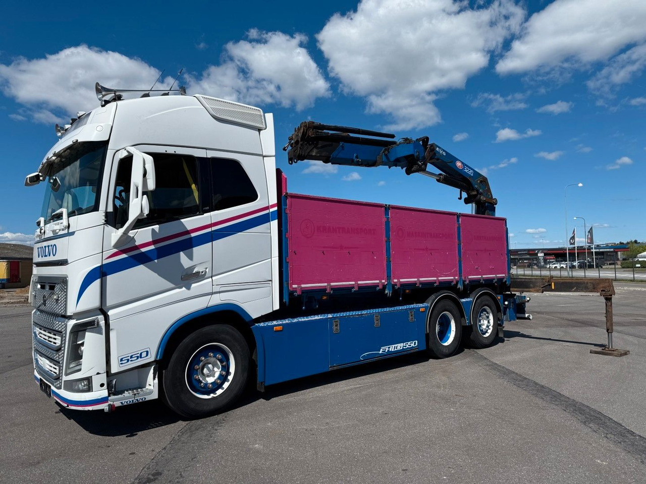 Volvo FH 16.550 6x24 / Crane HMF 3220K4 Euro 6 - 크레인 트럭 : 사진 2 Volvo FH 16.550 6x24 / Crane HMF 3220K4 Euro 6 - 크레인 트럭 : 사진 2