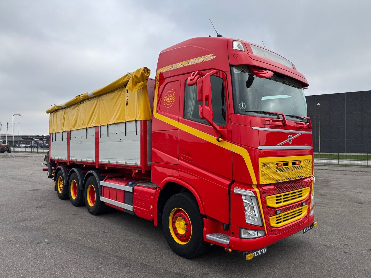 Volvo FH500 8x4*4 Tipper / Kipper (No Crane) - 덤프트럭 : 사진 2 Volvo FH500 8x4*4 Tipper / Kipper (No Crane) - 덤프트럭 : 사진 2