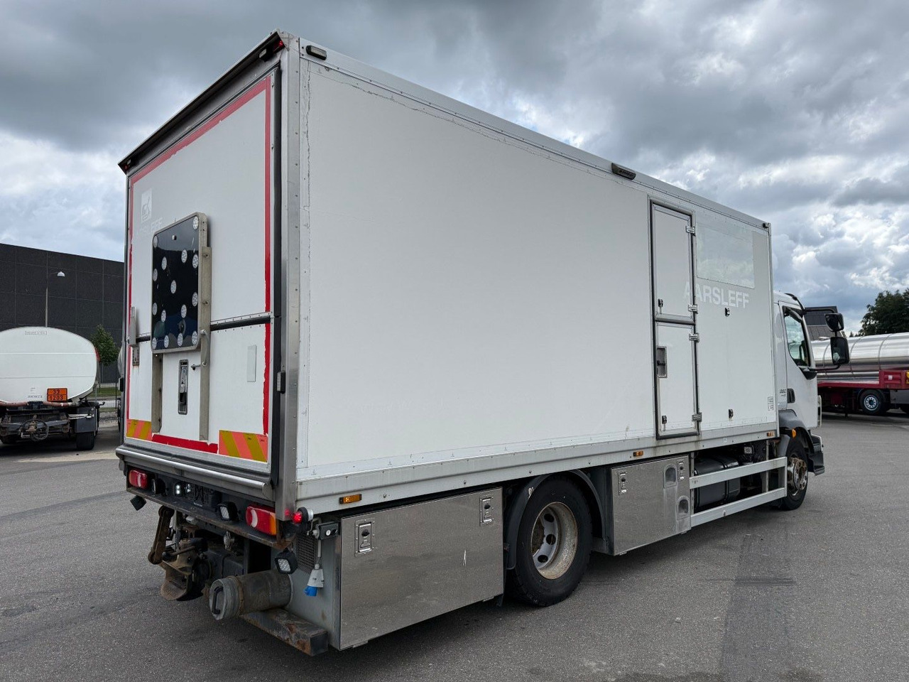 Volvo FL 280 4x2 Euro 5 Workshop Equipment - 박스 트럭 : 사진 3 Volvo FL 280 4x2 Euro 5 Workshop Equipment - 박스 트럭 : 사진 3