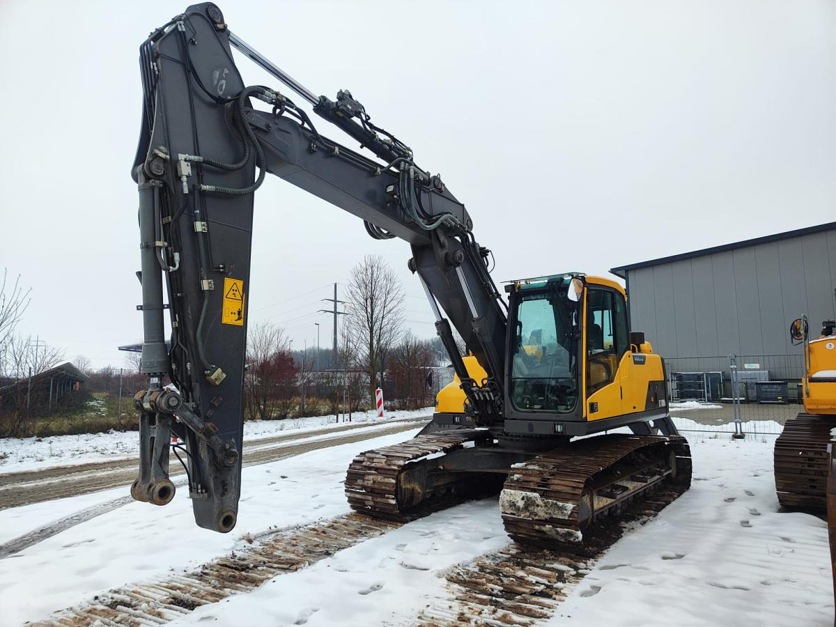 Volvo EC180 D - 크롤러 굴삭기 : 사진 2 Volvo EC180 D - 크롤러 굴삭기 : 사진 2