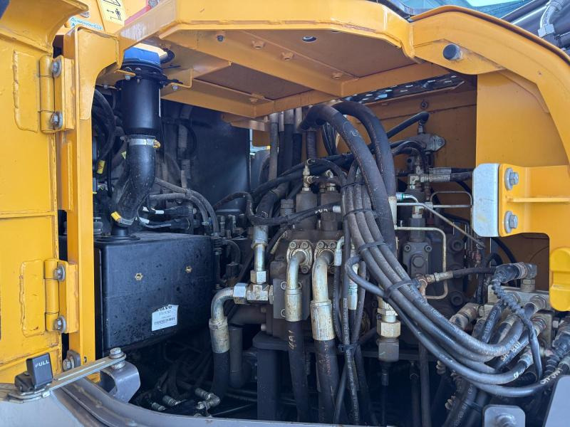 Volvo ECR235EL - 크롤러 굴삭기 : 사진 5 Volvo ECR235EL - 크롤러 굴삭기 : 사진 5