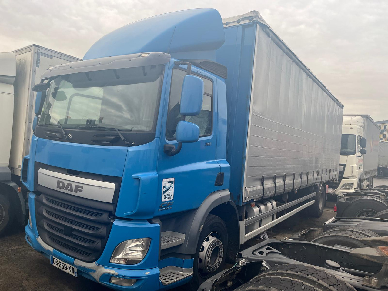 DAF CF 310 - 박스 트럭 : 사진 3 DAF CF 310 - 박스 트럭 : 사진 3
