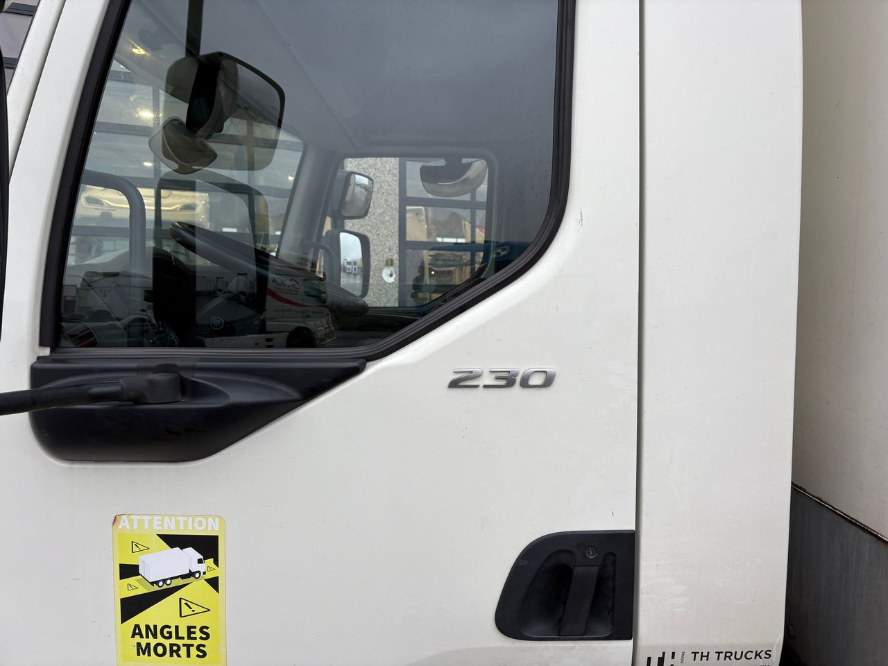 DAF LF 230 FA - 박스 트럭 : 사진 5 DAF LF 230 FA - 박스 트럭 : 사진 5