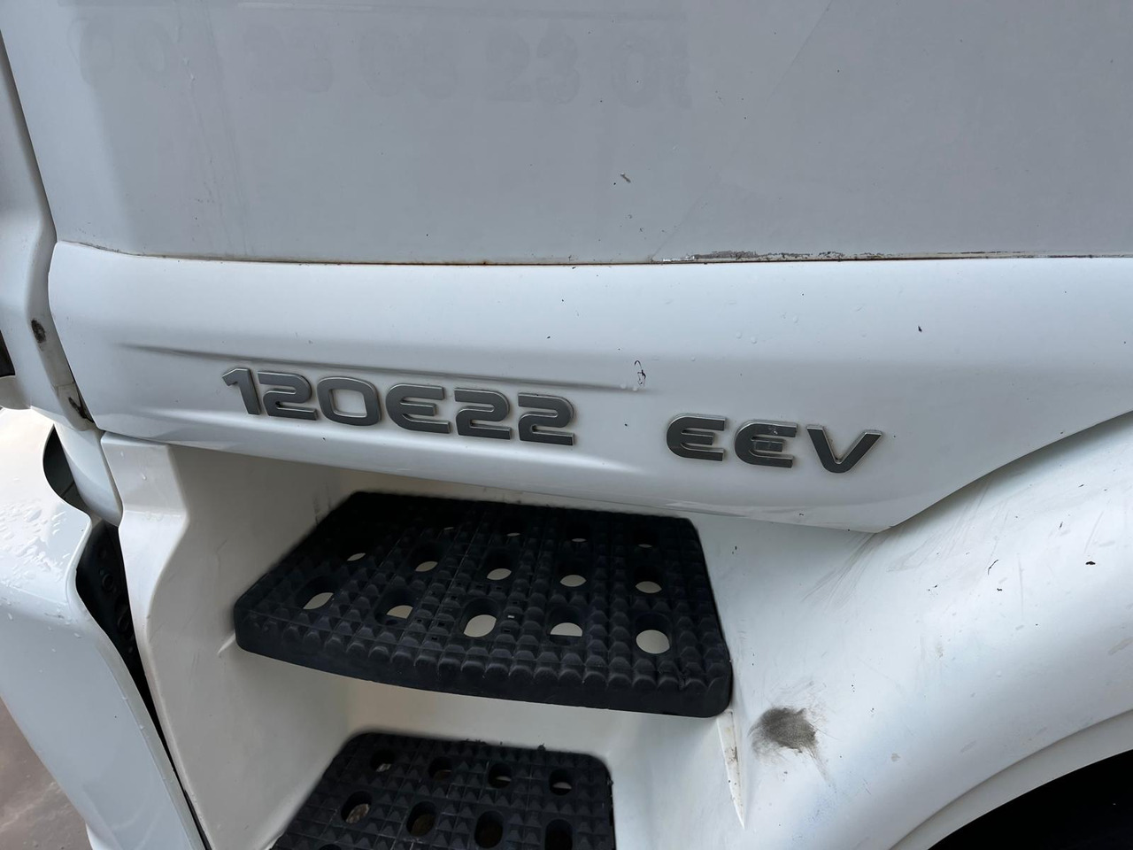 Iveco Eurocargo 120 E 22 - 커튼사이더 트럭 : 사진 4 Iveco Eurocargo 120 E 22 - 커튼사이더 트럭 : 사진 4