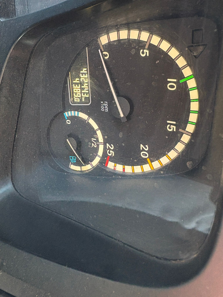 Mercedes Arocs 3240 - 드롭사이드/ 플랫베드 트럭 : 사진 5 Mercedes Arocs 3240 - 드롭사이드/ 플랫베드 트럭 : 사진 5