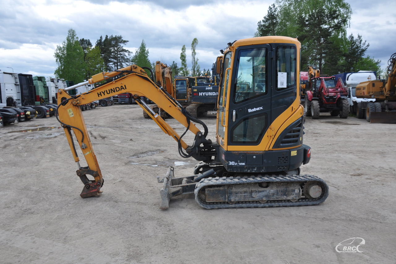 Hyundai R30Z-9AK - 미니 굴삭기 : 사진 3 Hyundai R30Z-9AK - 미니 굴삭기 : 사진 3