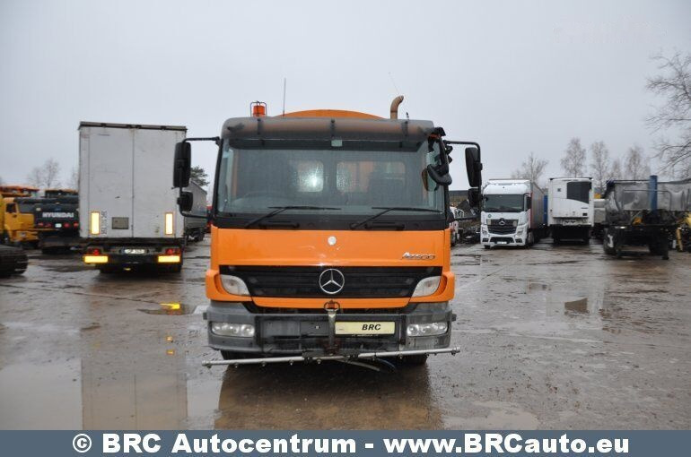 Mercedes-Benz 1524 Atego FAUN viajet 6 - 거리 청소 차량 : 사진 2 Mercedes-Benz 1524 Atego FAUN viajet 6 - 거리 청소 차량 : 사진 2