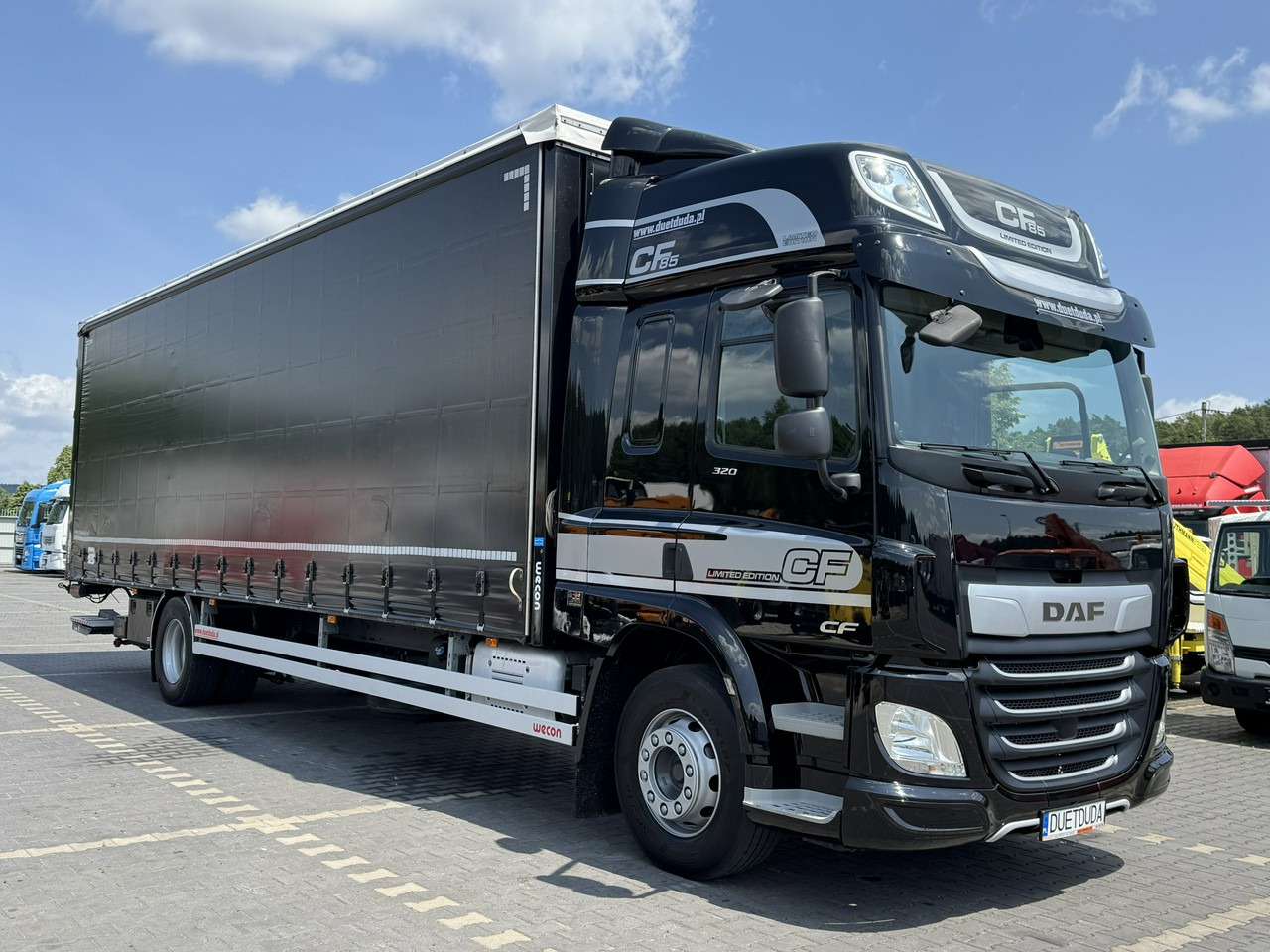 DAF CF 320 E6 Winda Firana Tył Drzwi Dach Zsuwany Długi 9.40m - 커튼사이더 트럭 : 사진 1 DAF CF 320 E6 Winda Firana Tył Drzwi Dach Zsuwany Długi 9.40m - 커튼사이더 트럭 : 사진 1