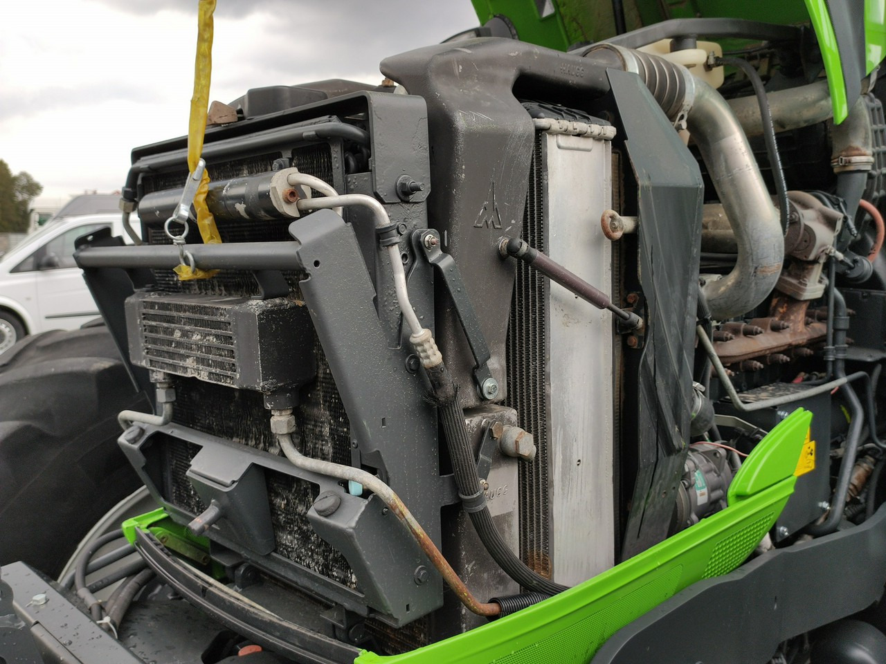 장궤형 트랙터 Deutz Fahr Agrotron M620 4x4 Przedni Tuz Wałek W.O.M Wyjścia do Przyczepy : 사진 32 장궤형 트랙터 Deutz Fahr Agrotron M620 4x4 Przedni Tuz Wałek W.O.M Wyjścia do Przyczepy : 사진 32