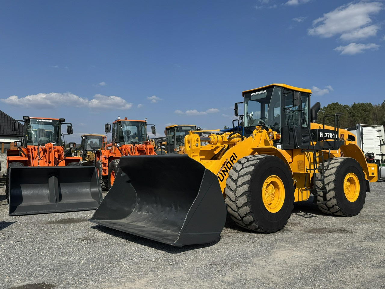 Hyundai HL770-7A - 휠 로더 : 사진 1 Hyundai HL770-7A - 휠 로더 : 사진 1