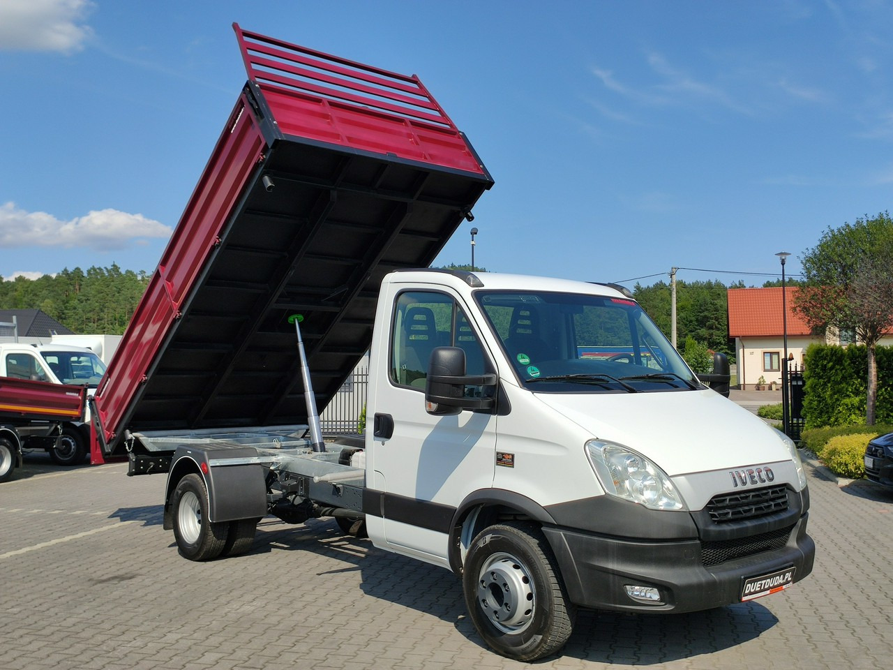 Iveco Daily 70C18 V H - 덤프 밴 : 사진 4 Iveco Daily 70C18 V H - 덤프 밴 : 사진 4