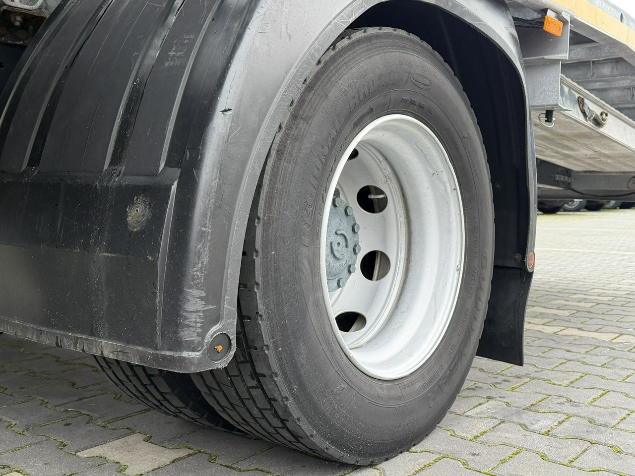 Iveco EUROCARGO 120E25 E6 Laweta Zagłebiana Platforma Pomoc Drogowa - 견인 트럭 : 사진 5 Iveco EUROCARGO 120E25 E6 Laweta Zagłebiana Platforma Pomoc Drogowa - 견인 트럭 : 사진 5