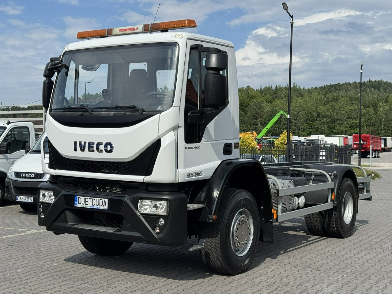Iveco Eurocargo 150-280 Rama 550cm Napęd 4x4 Reduktor + Blokady - 캡 새시 트럭 : 사진 3 Iveco Eurocargo 150-280 Rama 550cm Napęd 4x4 Reduktor + Blokady - 캡 새시 트럭 : 사진 3