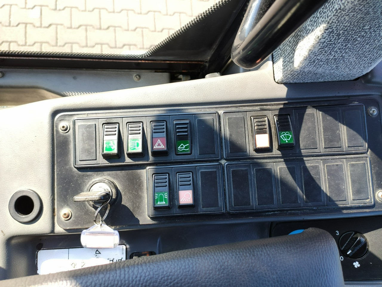 수확기 Liebherr L 506 STEREO Szybkozłącze / Łyżka Krokodyl + Widły Waga 6300kg : 사진 27