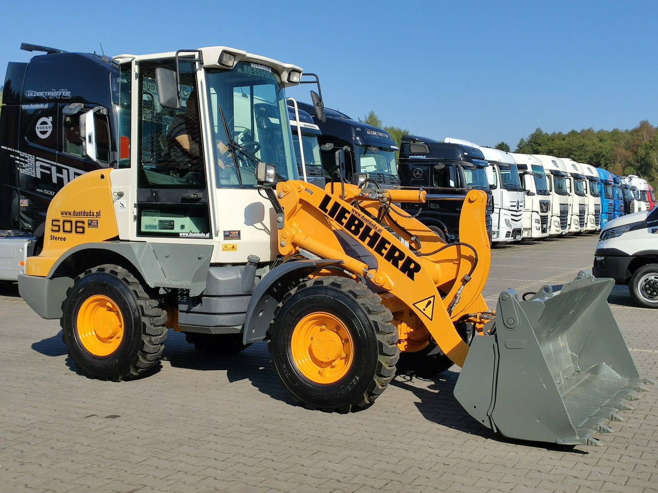 수확기 Liebherr L 506 STEREO Szybkozłącze / Łyżka Krokodyl + Widły Waga 6300kg : 사진 10