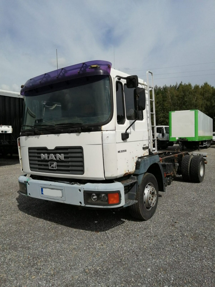 MAN ME 220B 4x2 Rama do zabudowy Sprawny !!! - 캡 새시 트럭 : 사진 1 MAN ME 220B 4x2 Rama do zabudowy Sprawny !!! - 캡 새시 트럭 : 사진 1
