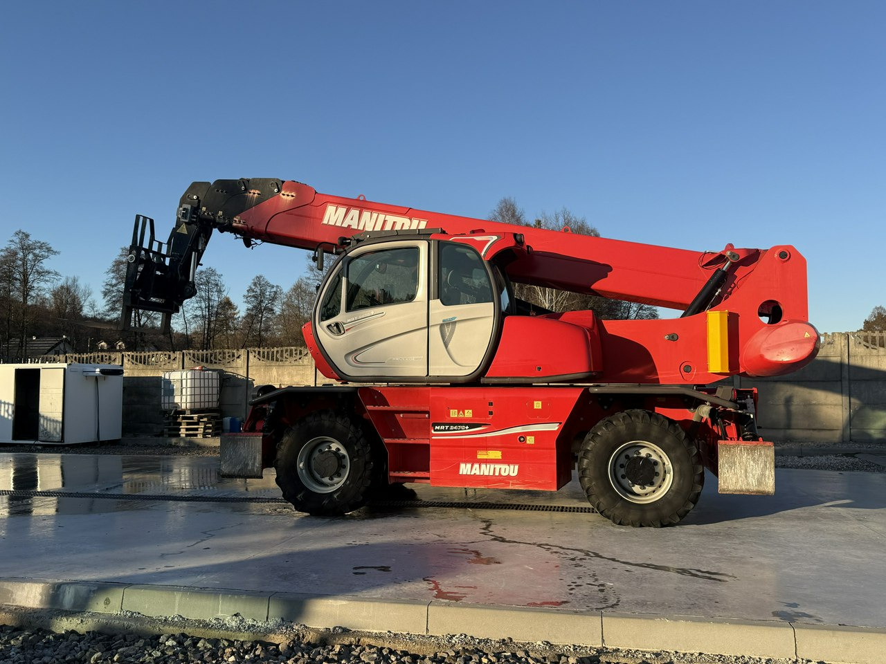 Manitou MRT 2470 + PRIVILEGE ST4 S1 ROTO Ładowarka Teleskopowa - 텔레스코픽 핸들러 : 사진 2 Manitou MRT 2470 + PRIVILEGE ST4 S1 ROTO Ładowarka Teleskopowa - 텔레스코픽 핸들러 : 사진 2