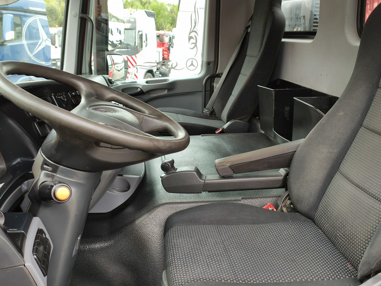 리스 Mercedes Actros 4141 8x6 Wywrot SKIBICKI Automat EPS ze Sprzegłem !!! Mercedes Actros 4141 8x6 Wywrot SKIBICKI Automat EPS ze Sprzegłem !!! : 사진 49