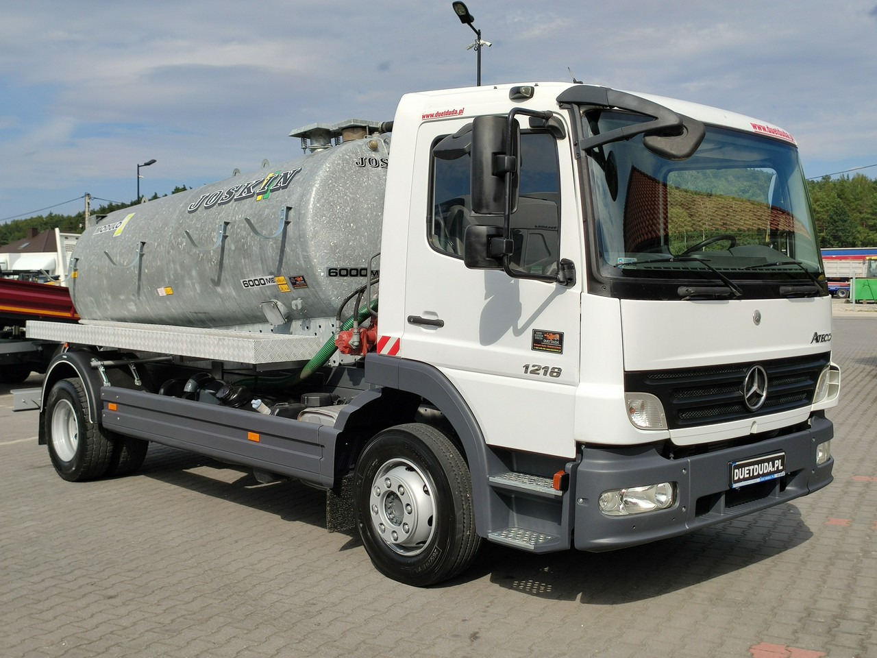 Mercedes Atego 1218 Asenizacyjny Szambiarka Beczka Szambowóz Poj.6m 2019r - 진공 흡입 트럭 : 사진 2 Mercedes Atego 1218 Asenizacyjny Szambiarka Beczka Szambowóz Poj.6m 2019r - 진공 흡입 트럭 : 사진 2