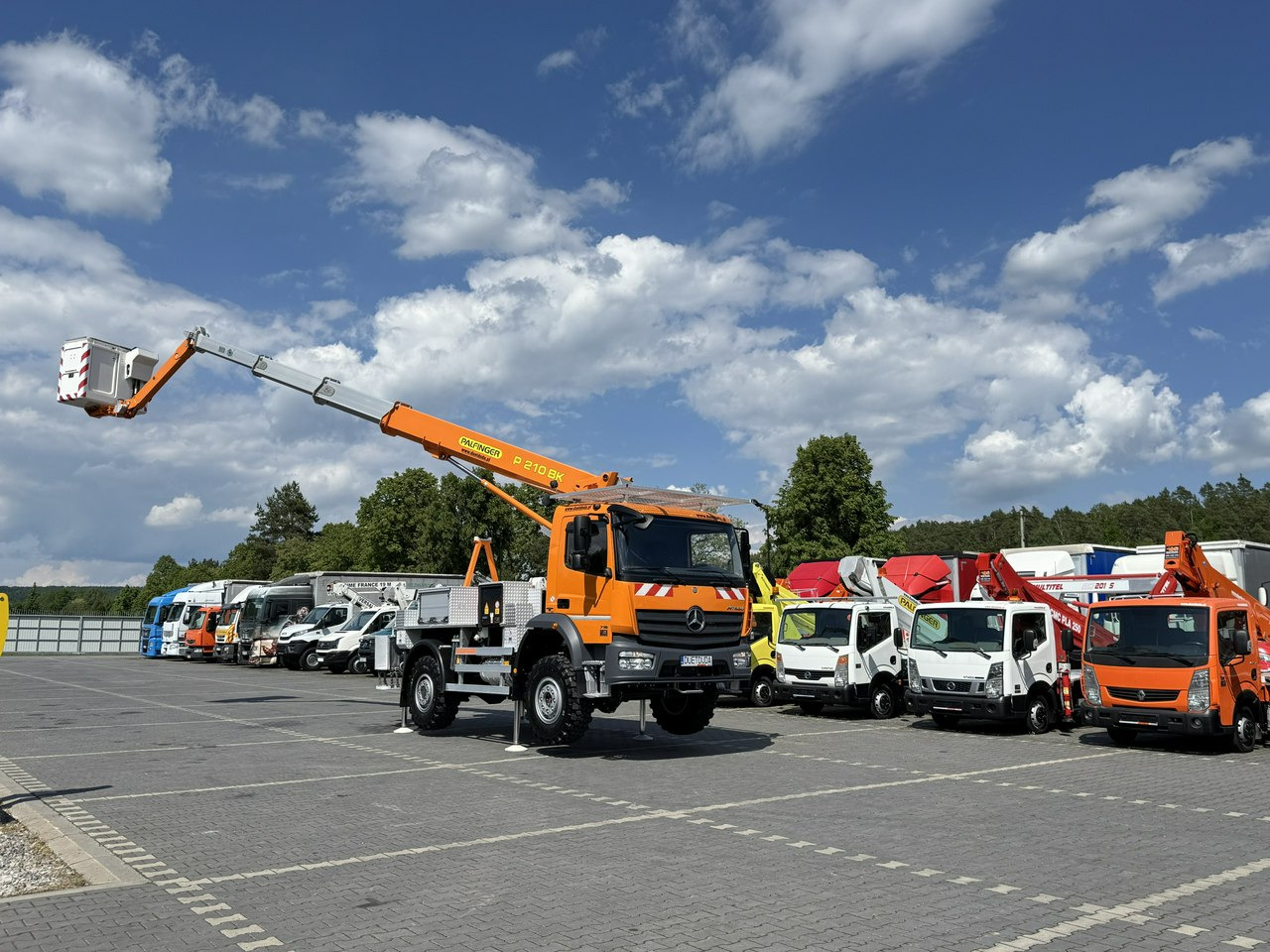 Mercedes Atego 718 E6 4x4 Zwyżka PALFINGER P210 BK Podnośnik Koszowy - 트럭 탑재 고가작업 플랫폼 : 사진 4 Mercedes Atego 718 E6 4x4 Zwyżka PALFINGER P210 BK Podnośnik Koszowy - 트럭 탑재 고가작업 플랫폼 : 사진 4