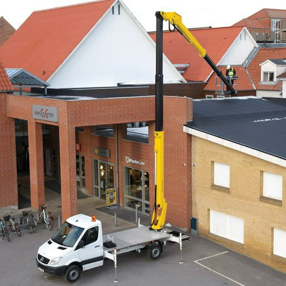 Mercedes Sprinter Zwyżka Podnośnik Koszowy VERSALIFT VTX-240 UDT - 트럭 탑재 고가작업 플랫폼 : 사진 3 Mercedes Sprinter Zwyżka Podnośnik Koszowy VERSALIFT VTX-240 UDT - 트럭 탑재 고가작업 플랫폼 : 사진 3