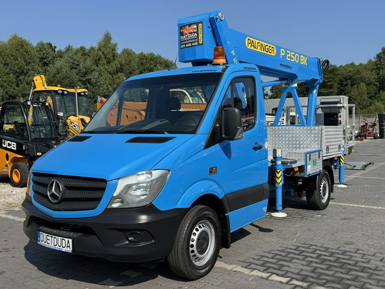 Mercedes Sprinter - 트럭 탑재 고가작업 플랫폼 : 사진 3 Mercedes Sprinter - 트럭 탑재 고가작업 플랫폼 : 사진 3